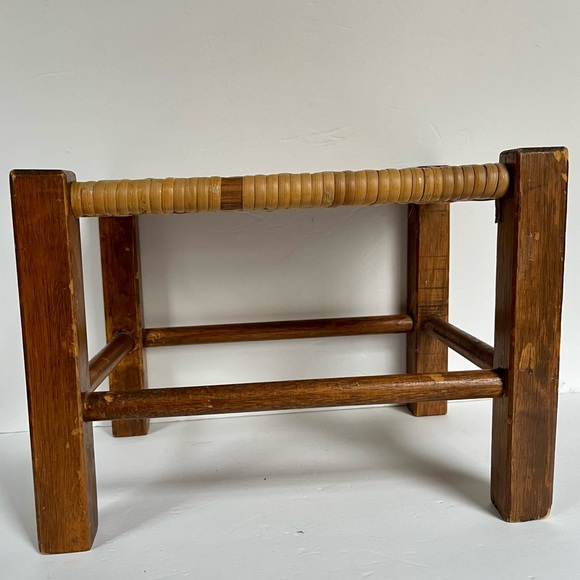 VTG Cane Stool Plant Stand Woven Boho Wood Bohemian Decor Vintage - Picture 9 of 10